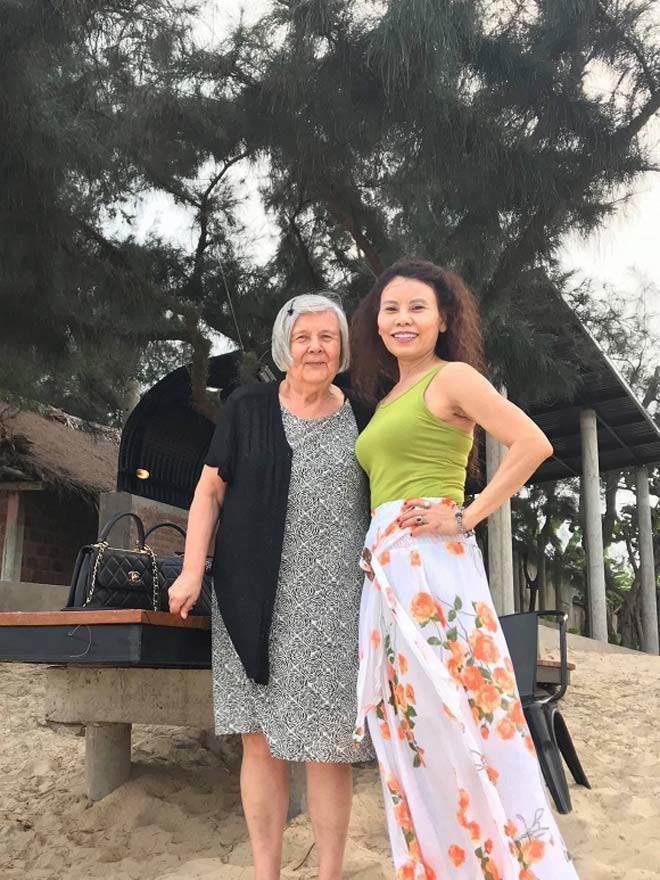 dan phu huynh ve que ban gai ho ngoc ha, kim ly muon "o re" luon vi mon an nay - 2